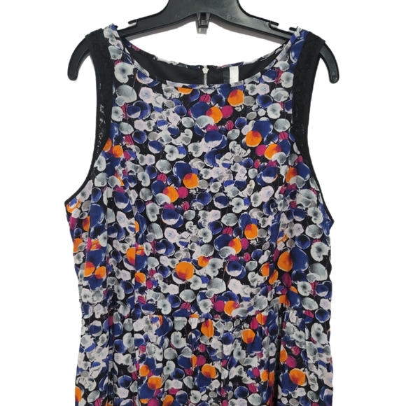 Colorful Dotted A-line casual dress - Picture 3 of 6